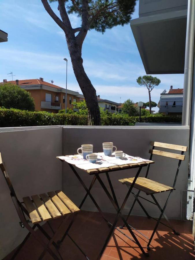 Beach House, 300 m dal mare, Marina di Massa Esterno foto